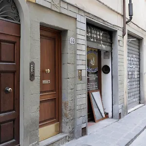 https://borgo-pinti-living.it-tuscanyhotel.com